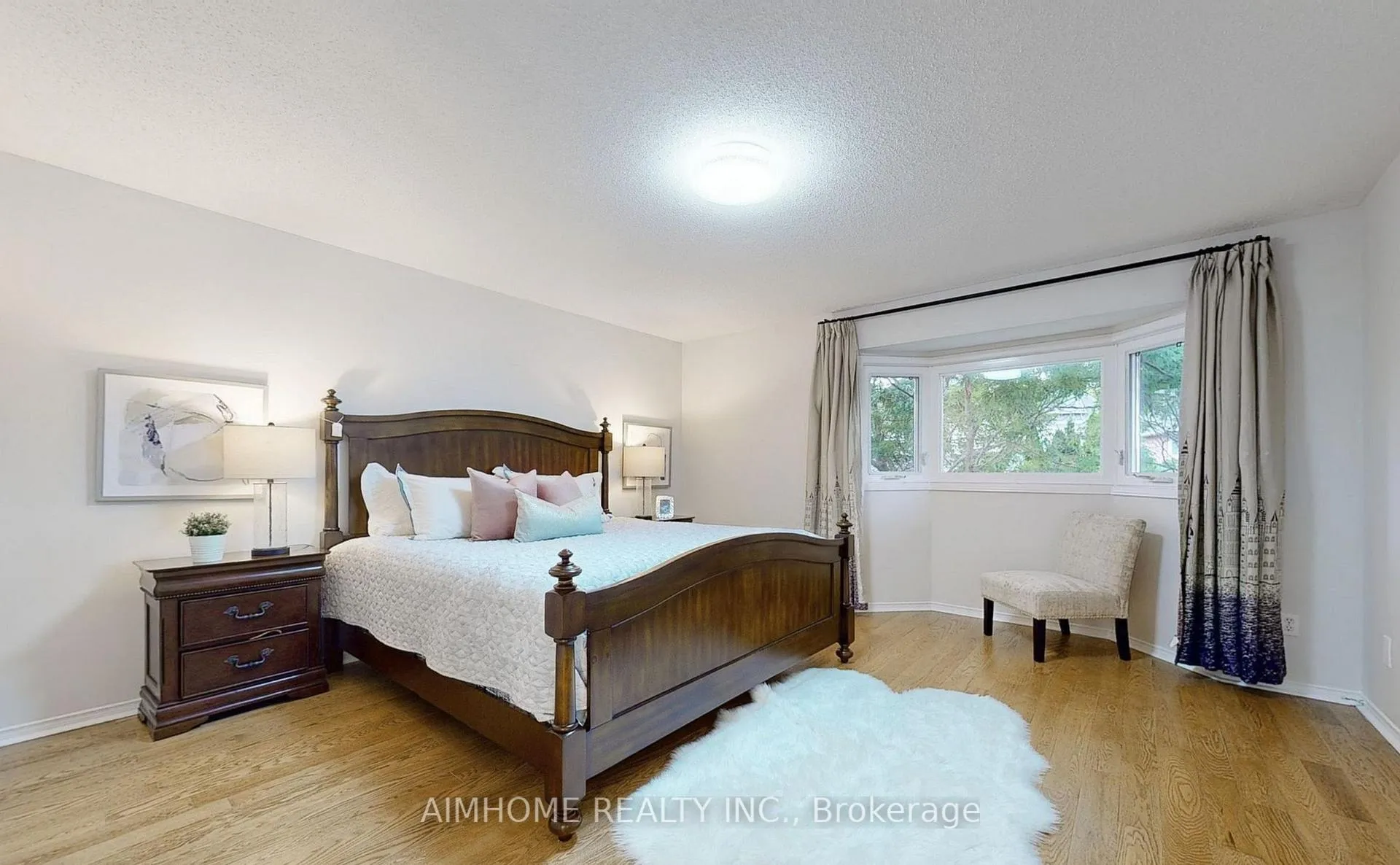Photo 8 of 36 Meadowgrass Crescent, Markham, Legacy — HOMEH