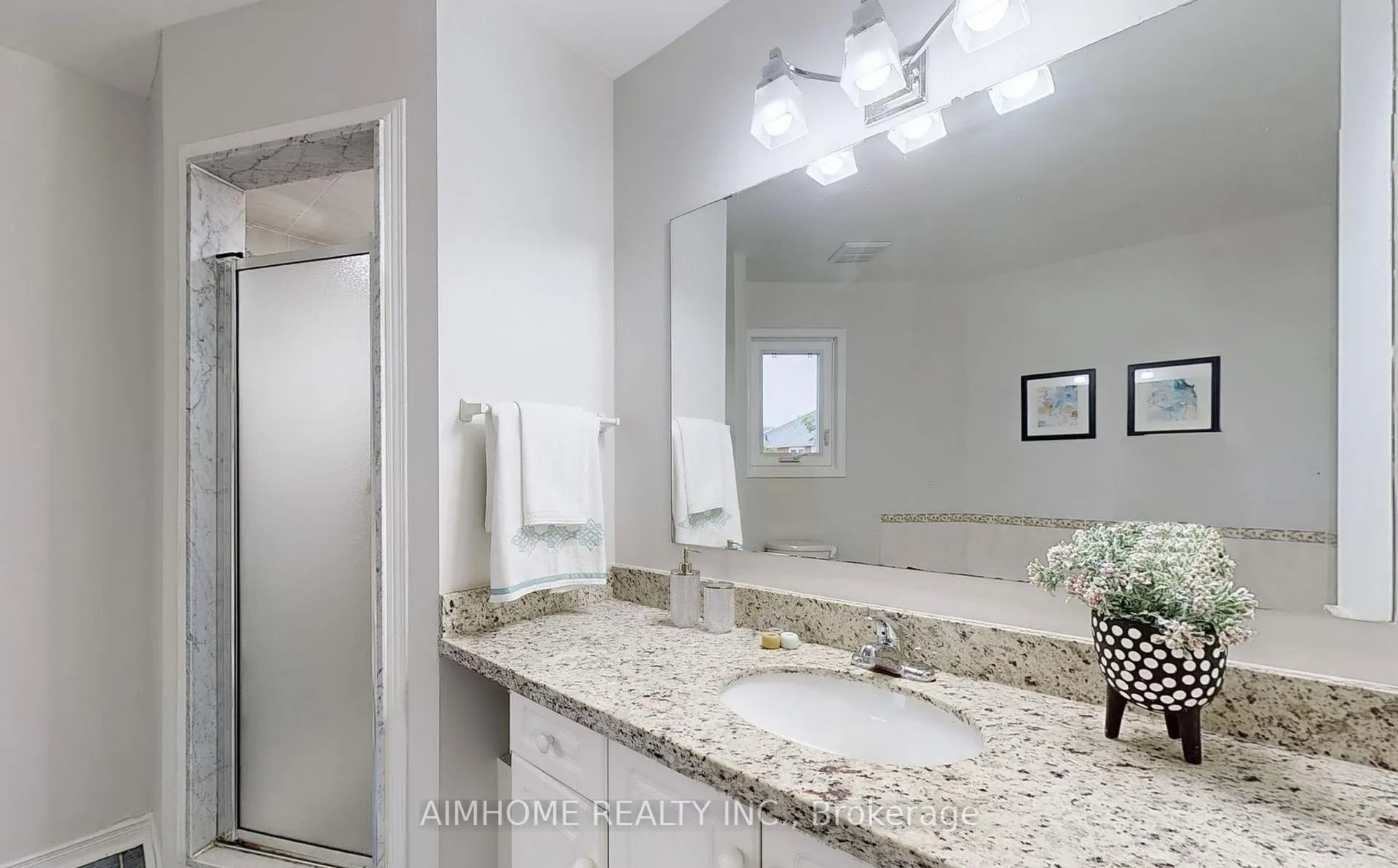 Photo 12 of 36 Meadowgrass Crescent, Markham, Legacy — HOMEH