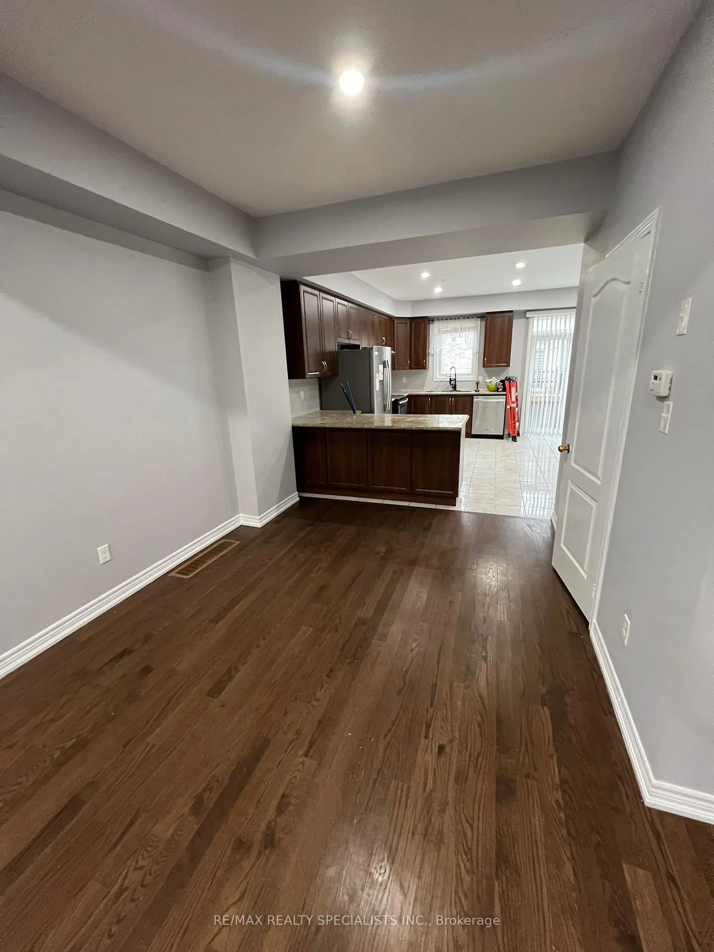 Photo 4 of 77 Sea Drifter Crescent, Brampton, Bram East — HOMEH