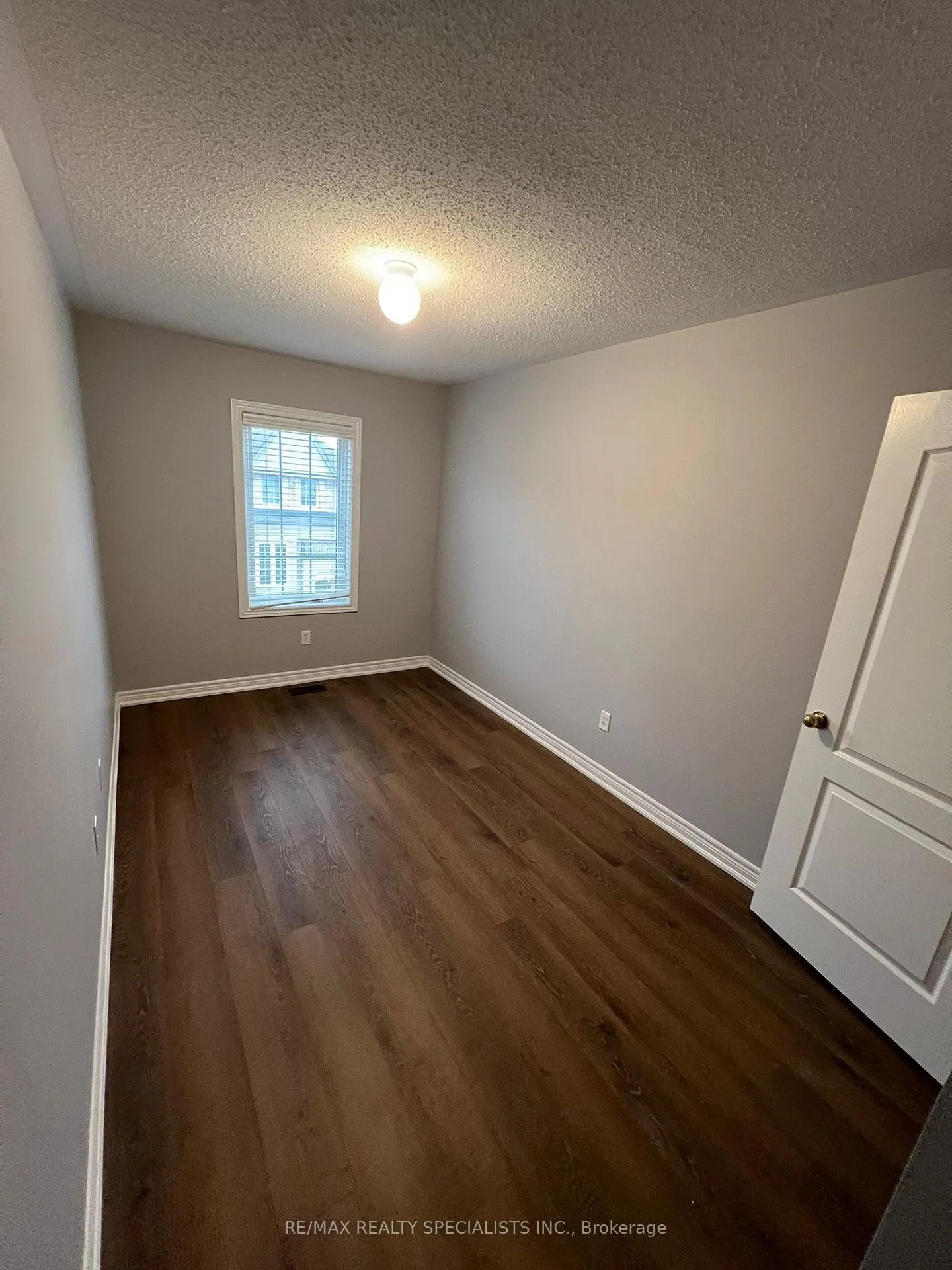 Photo 10 of 77 Sea Drifter Crescent, Brampton, Bram East — HOMEH