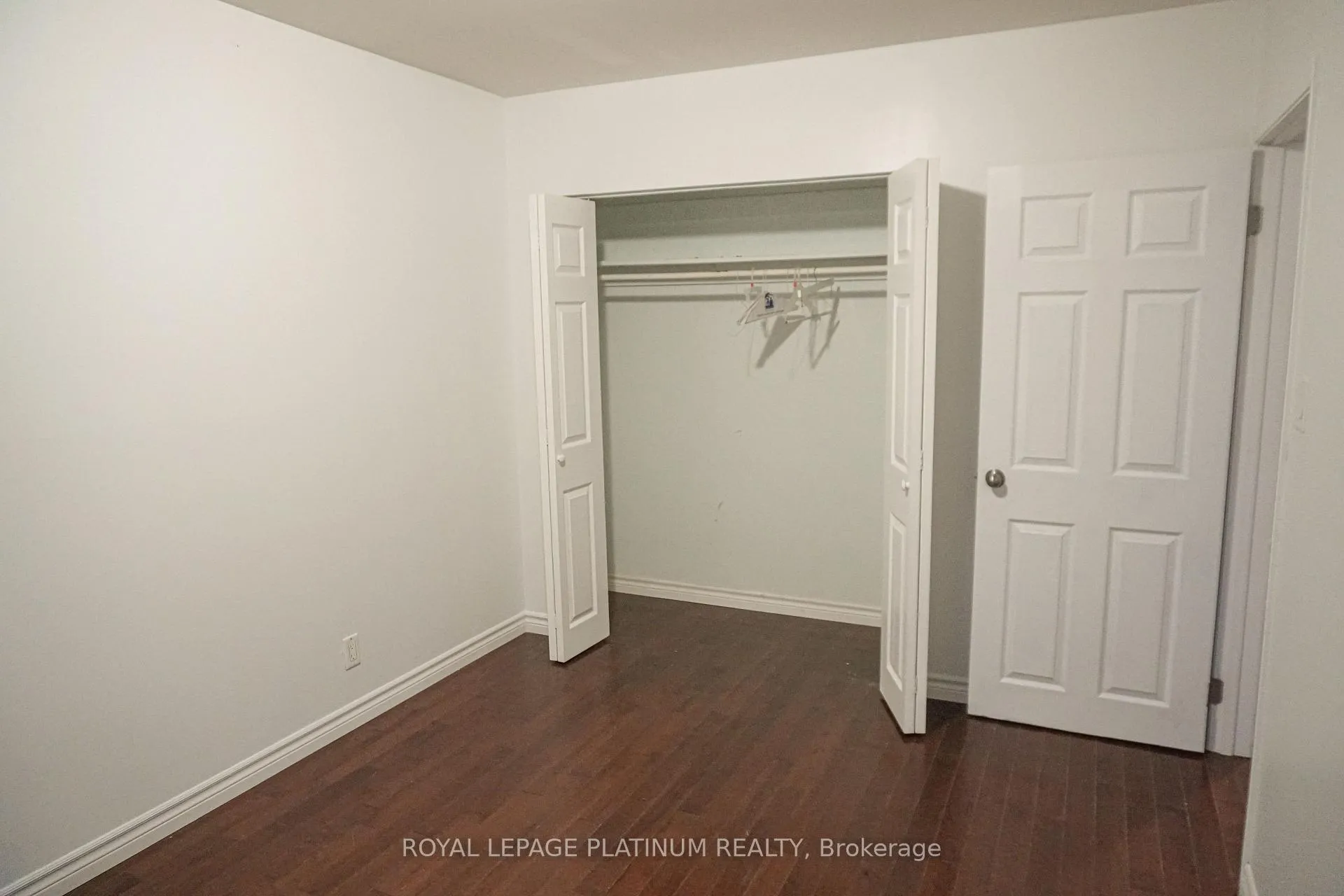 Photo 16 of 805 Krosno Boulevard, Pickering, Bay Ridges — HOMEH