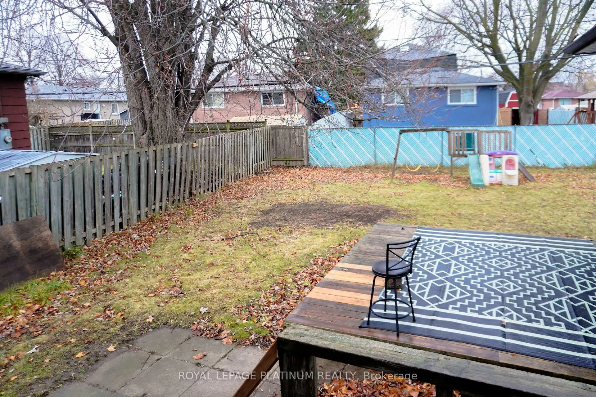 Photo 30 of 805 Krosno Boulevard, Pickering, Bay Ridges — HOMEH