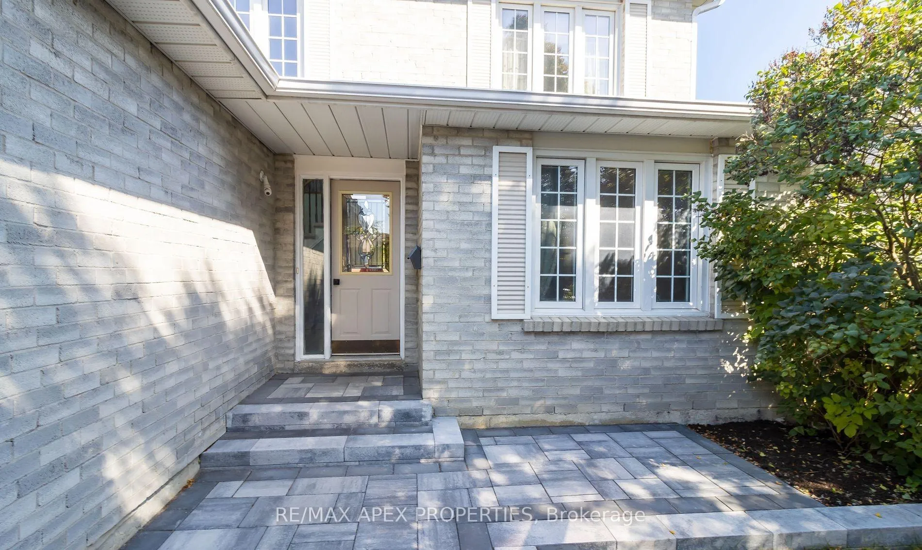 Photo 2 of 51 Jason Drive, Whitby, Pringle Creek — HOMEH