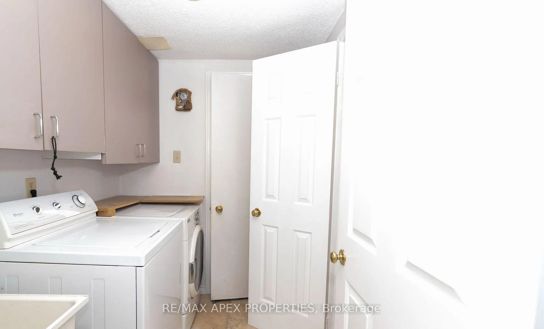 Photo 6 of 51 Jason Drive, Whitby, Pringle Creek — HOMEH