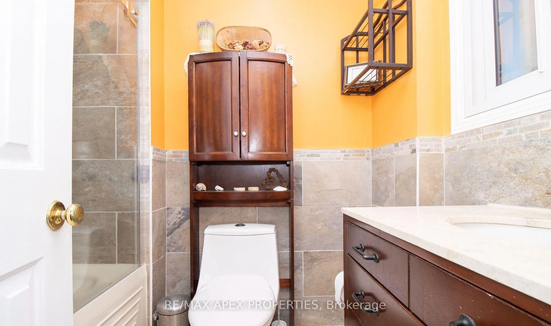 Photo 12 of 51 Jason Drive, Whitby, Pringle Creek — HOMEH