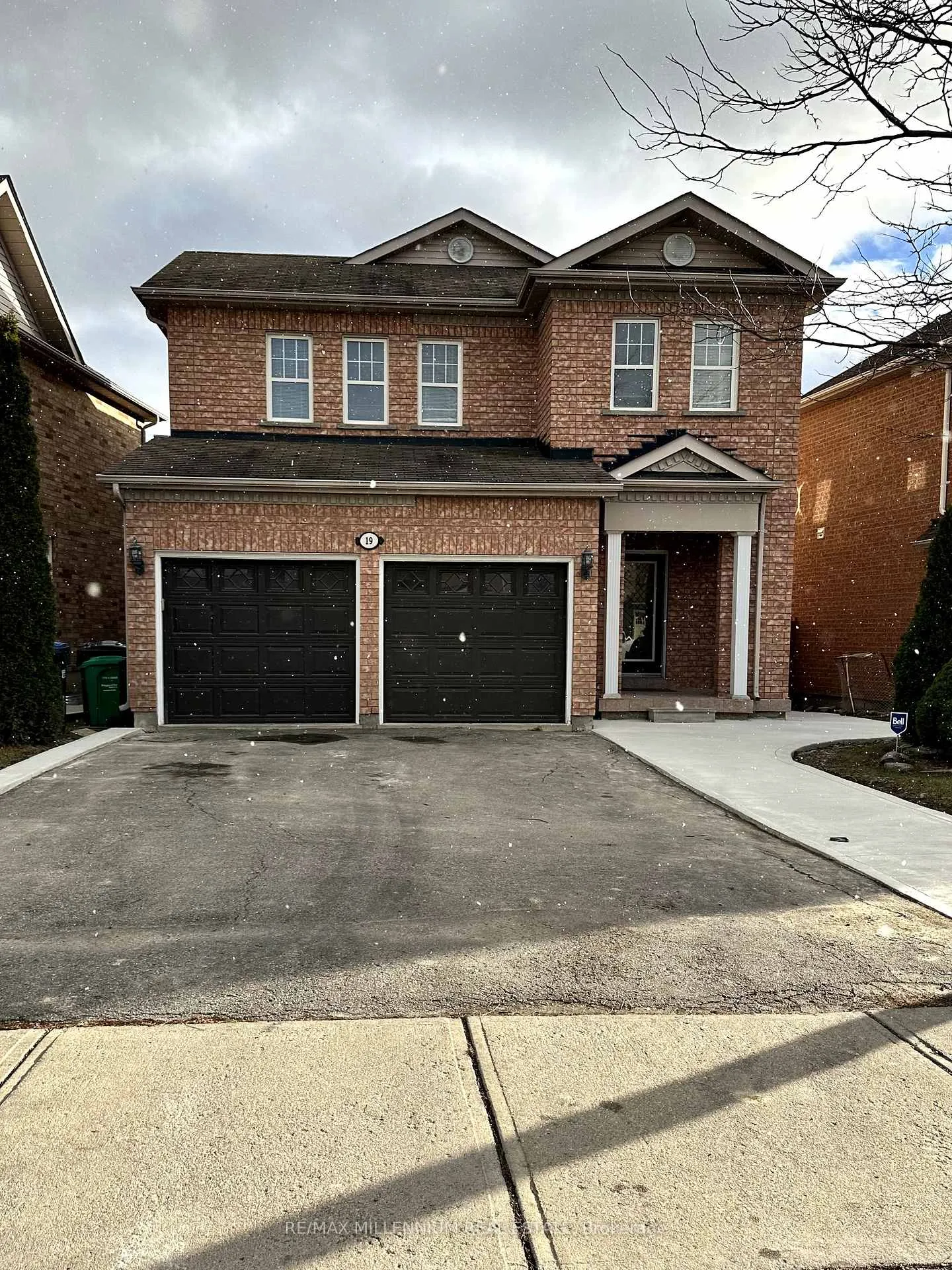 Photo 1 of 19 Calderstone Road, Brampton, Bram East — HOMEH