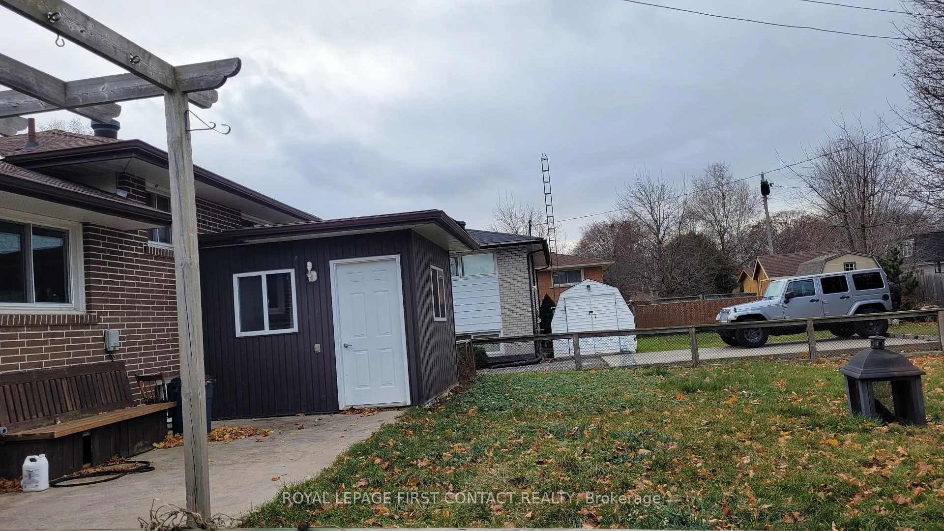 Photo 4 of 124 Rose Street, Barrie, 400 East — HOMEH