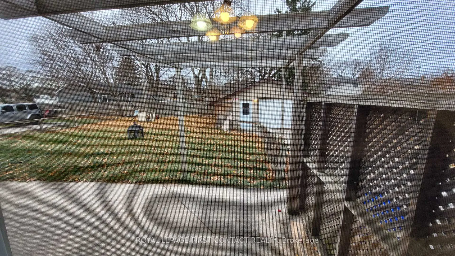 Photo 5 of 124 Rose Street, Barrie, 400 East — HOMEH