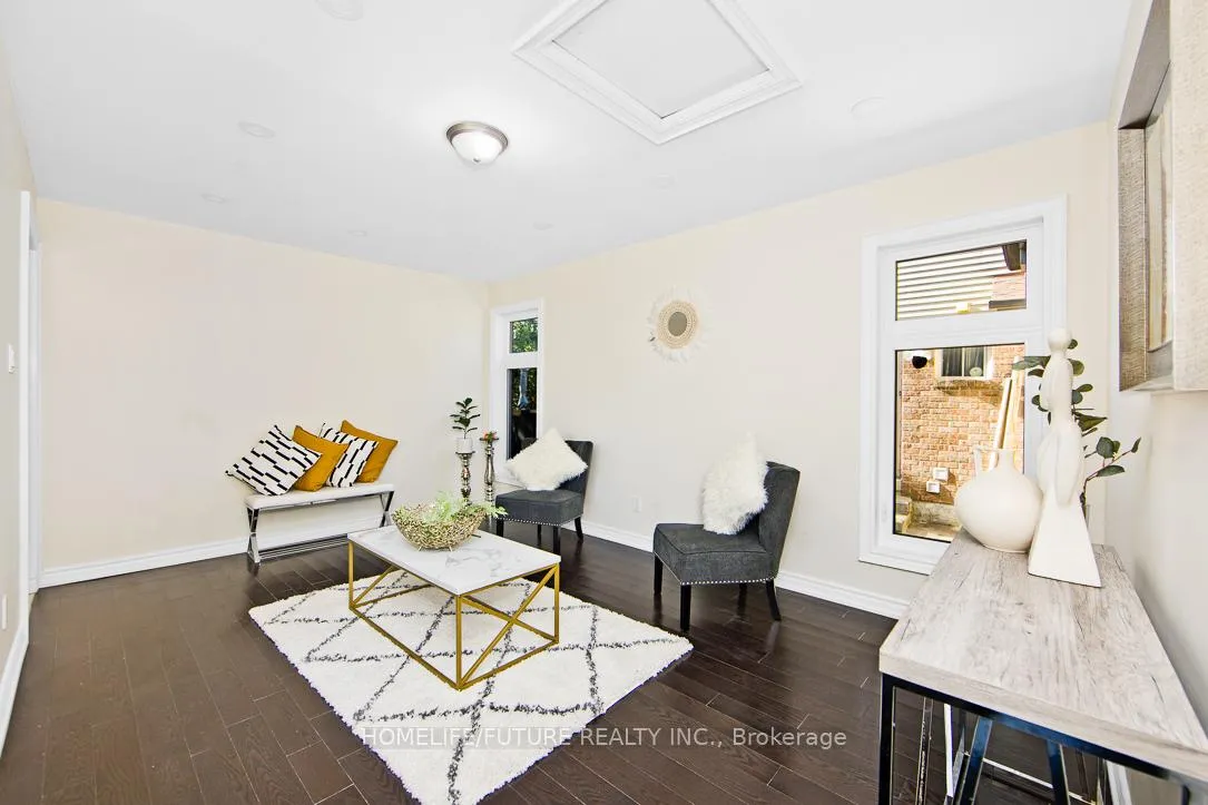 Photo 4 of 1244 Maple Ridge Drive, Pickering, Liverpool — HOMEH
