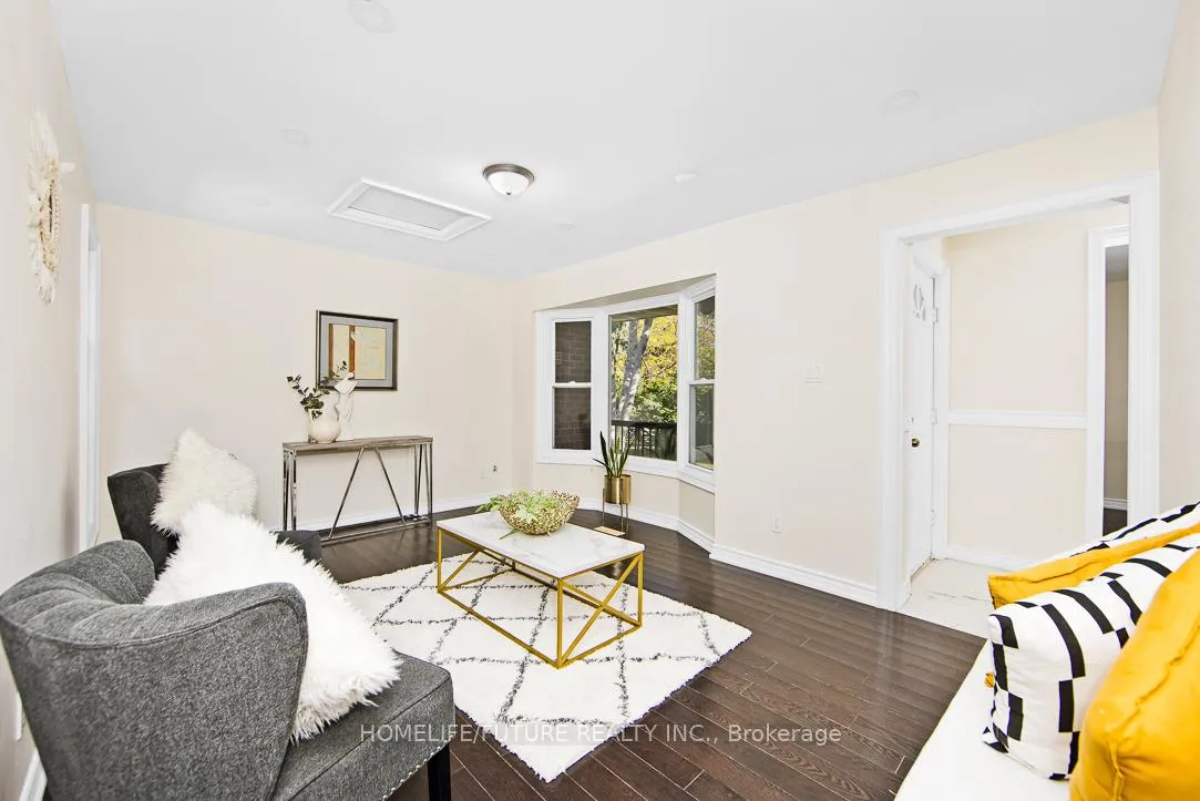Photo 5 of 1244 Maple Ridge Drive, Pickering, Liverpool — HOMEH