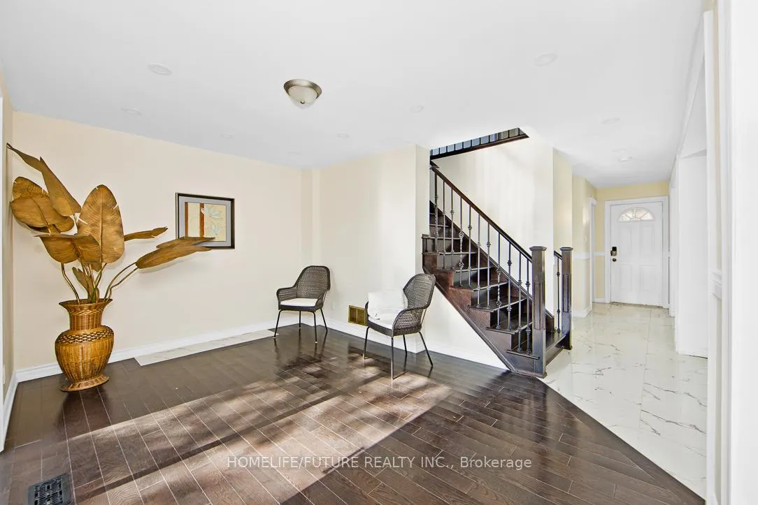 Photo 9 of 1244 Maple Ridge Drive, Pickering, Liverpool — HOMEH
