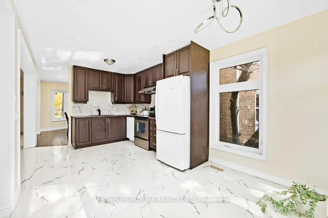 Photo 13 of 1244 Maple Ridge Drive, Pickering, Liverpool — HOMEH