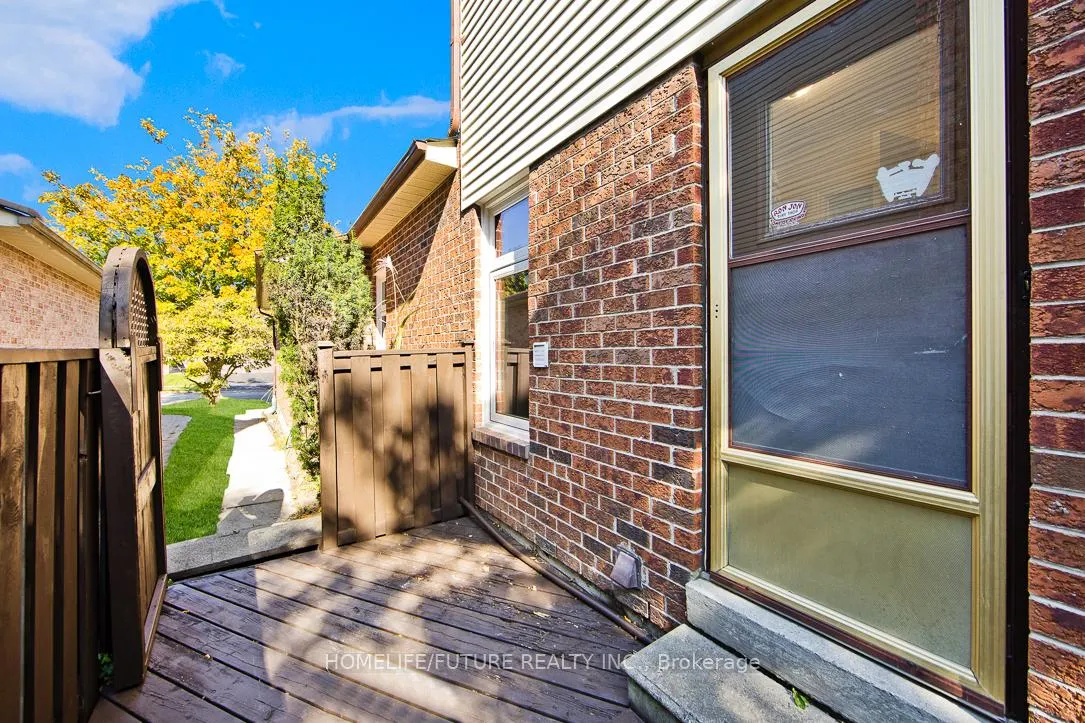 Photo 22 of 1244 Maple Ridge Drive, Pickering, Liverpool — HOMEH