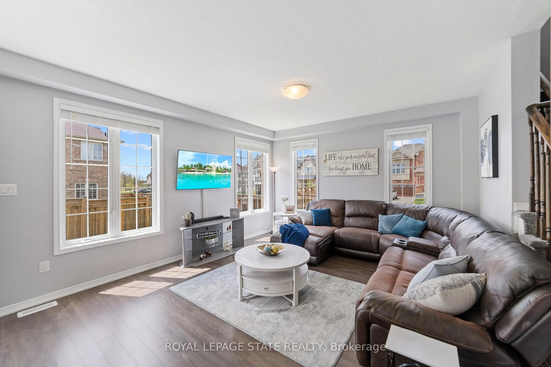 Photo 12 of 4 Tinlin Drive, Hamilton, Binbrook — HOMEH