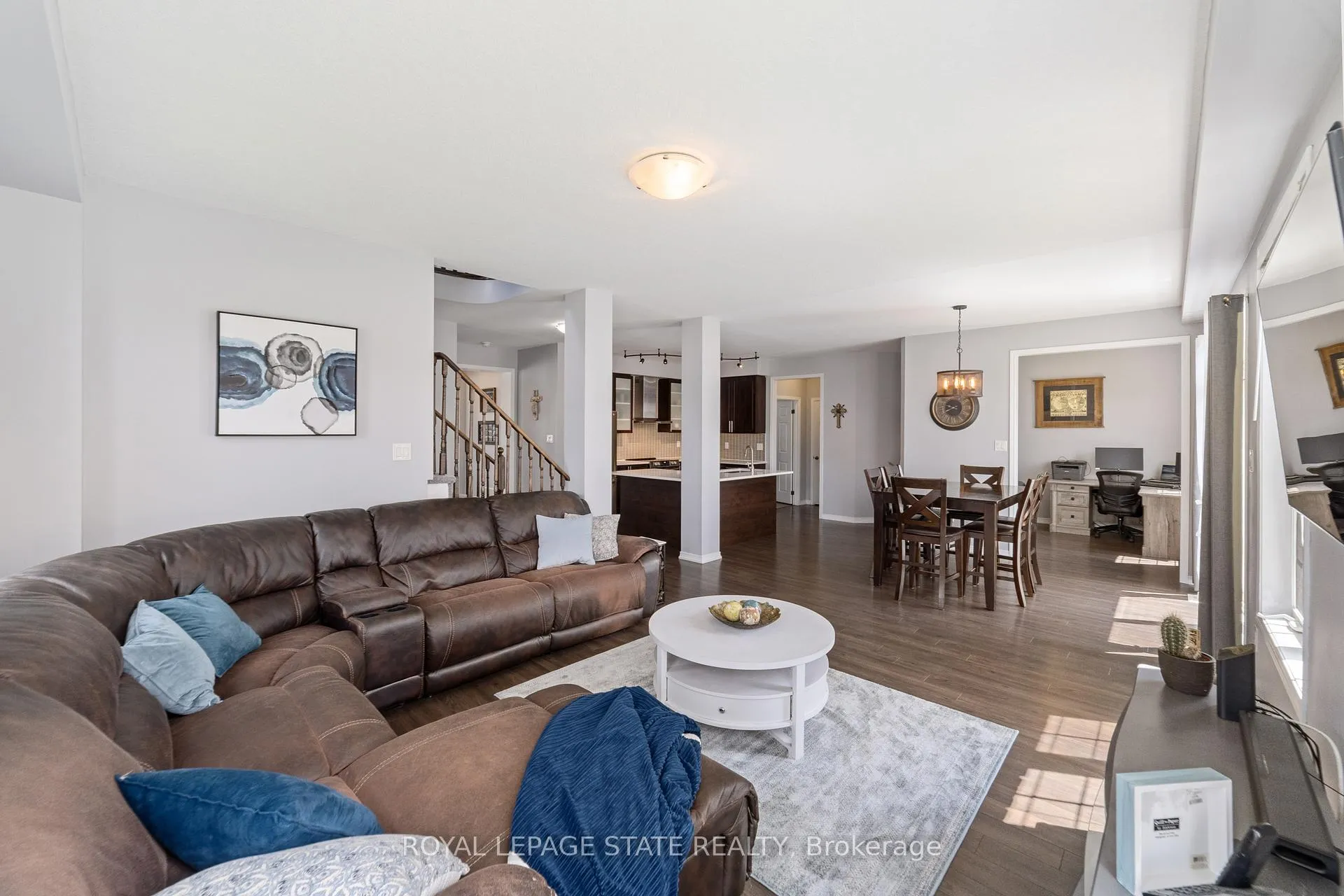 Photo 14 of 4 Tinlin Drive, Hamilton, Binbrook — HOMEH