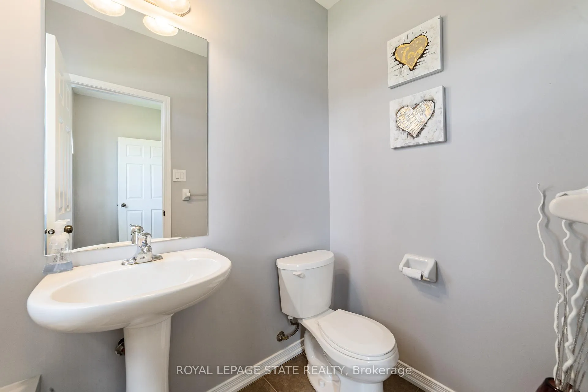 Photo 22 of 4 Tinlin Drive, Hamilton, Binbrook — HOMEH
