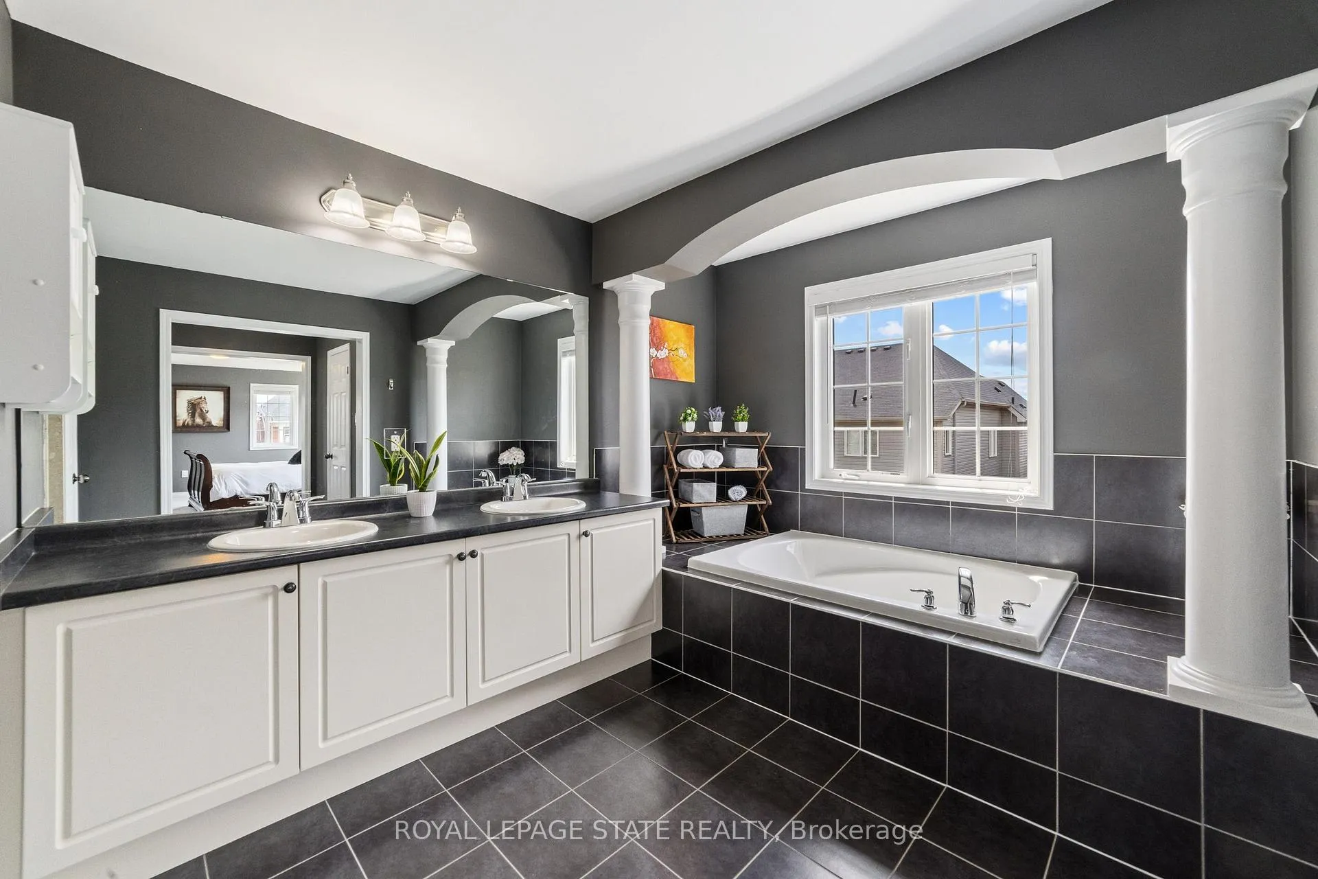 Photo 27 of 4 Tinlin Drive, Hamilton, Binbrook — HOMEH
