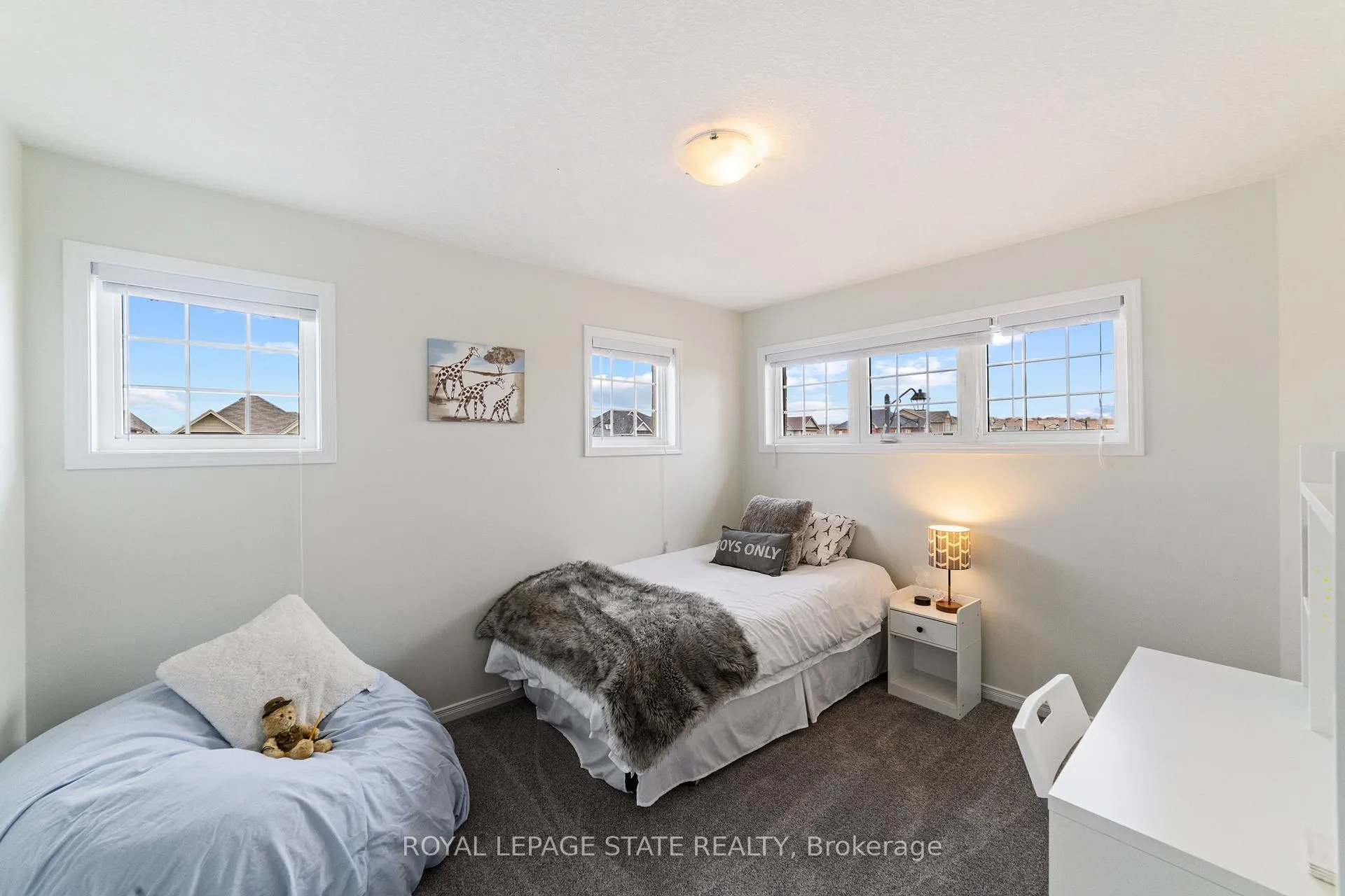 Photo 32 of 4 Tinlin Drive, Hamilton, Binbrook — HOMEH