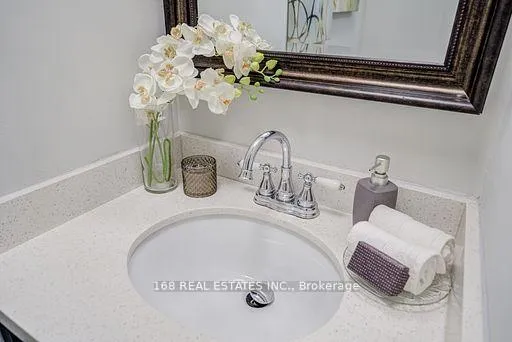 Photo 6 of 65 Rejane Crescent, Vaughan, Crestwood-Springfarm-Yorkhill — HOMEH