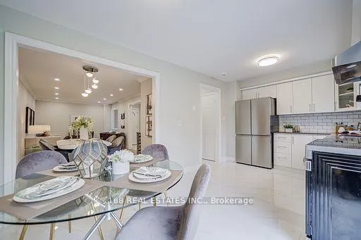 Photo 8 of 65 Rejane Crescent, Vaughan, Crestwood-Springfarm-Yorkhill — HOMEH