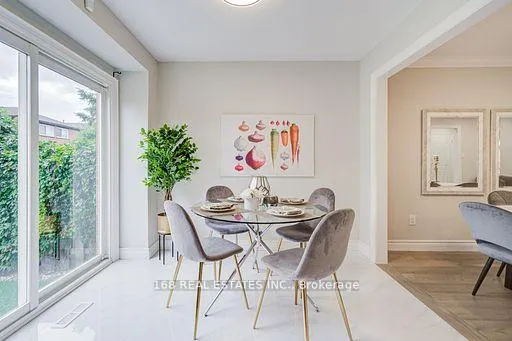 Photo 12 of 65 Rejane Crescent, Vaughan, Crestwood-Springfarm-Yorkhill — HOMEH