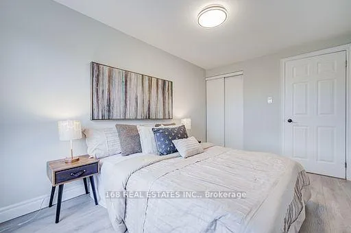 Photo 22 of 65 Rejane Crescent, Vaughan, Crestwood-Springfarm-Yorkhill — HOMEH