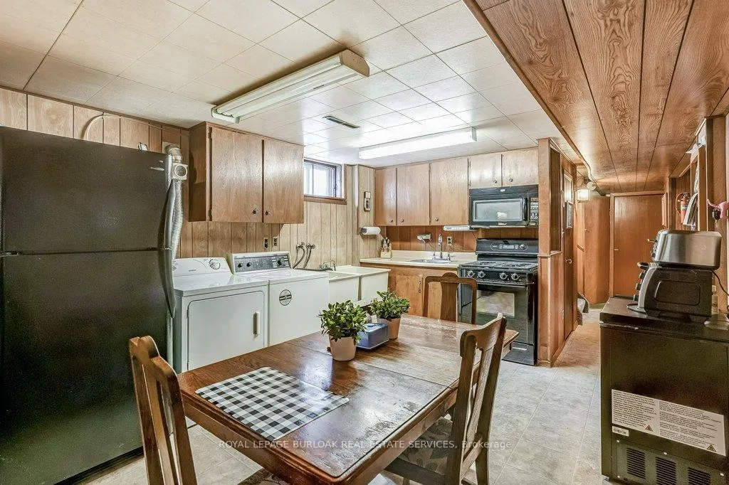 Photo 19 of 79 Fairview Road, Grimsby, Grimsby Beach — HOMEH