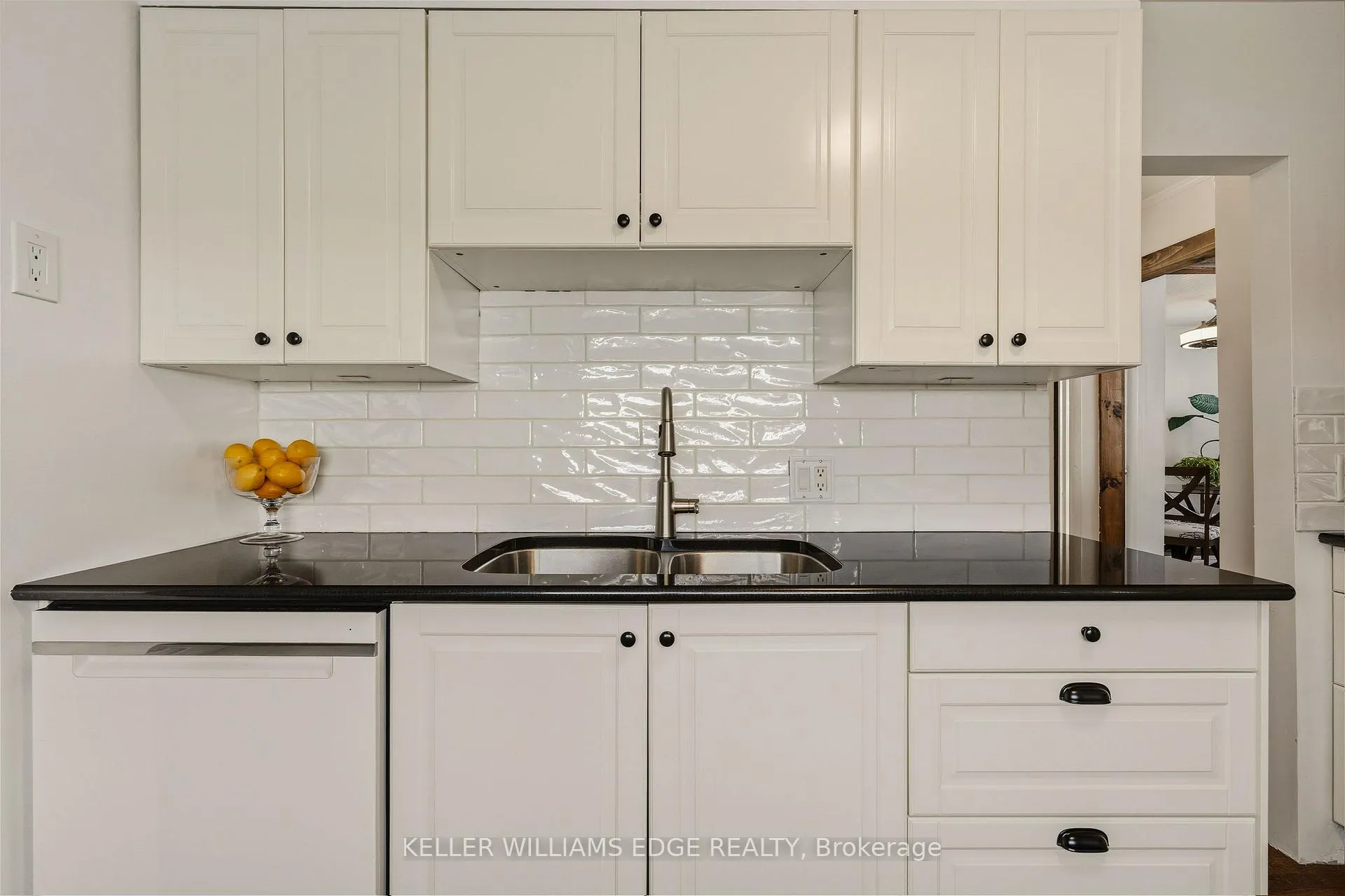 Photo 15 of 56 Tolton Avenue, Hamilton, Normanhurst — HOMEH