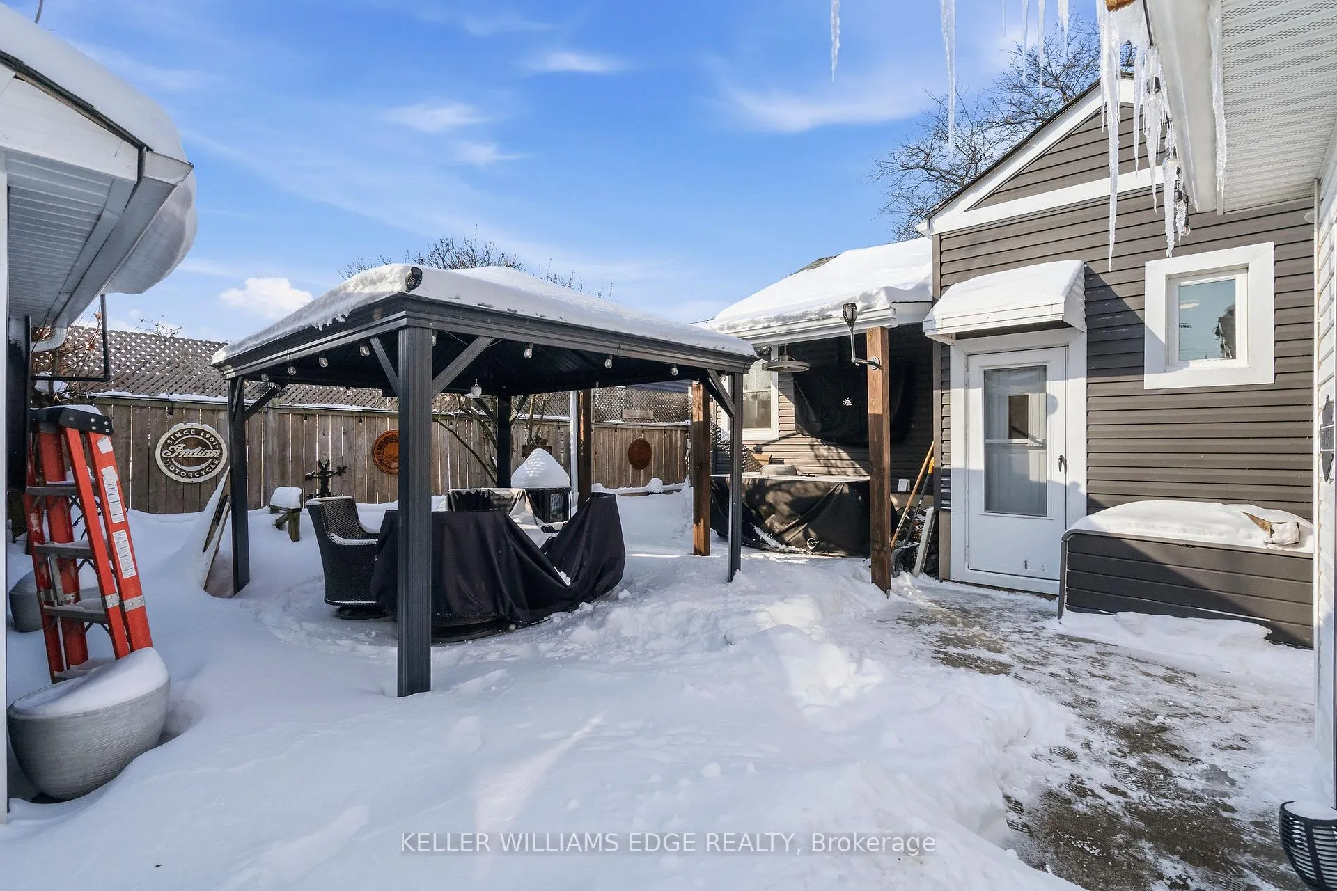 Photo 38 of 56 Tolton Avenue, Hamilton, Normanhurst — HOMEH
