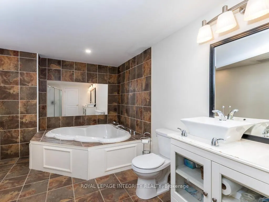 Photo 34 of 223 Willow Creek Circle, Ottawa, Barrhaven - Strandherd — HOMEH
