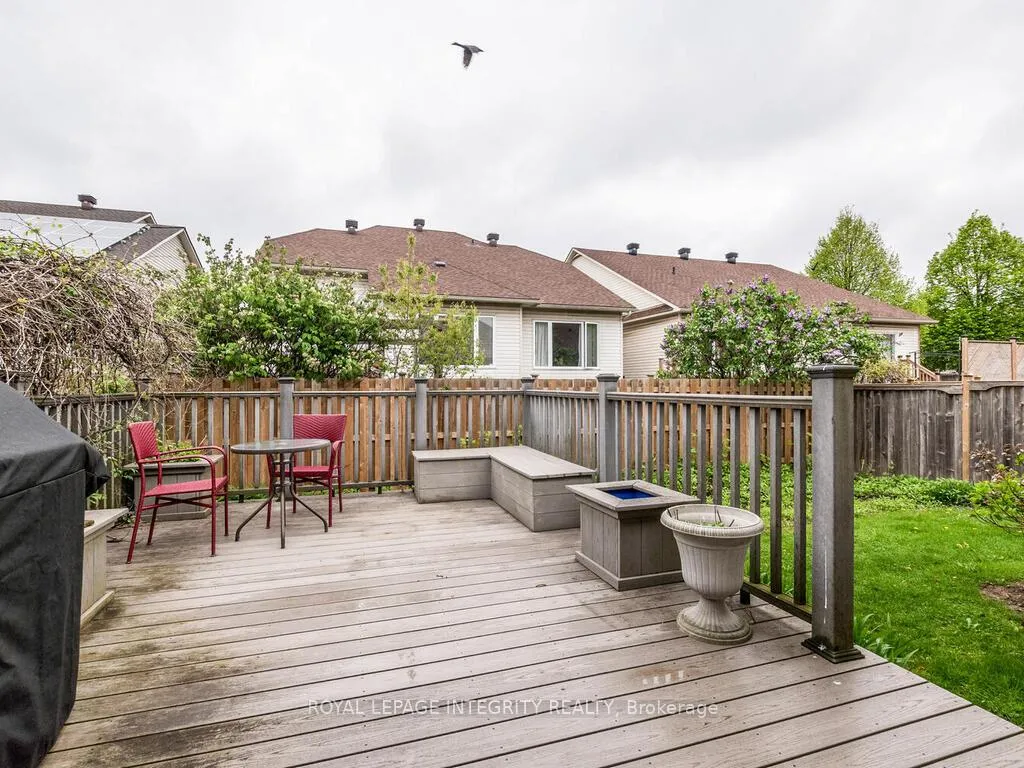 Photo 35 of 223 Willow Creek Circle, Ottawa, Barrhaven - Strandherd — HOMEH