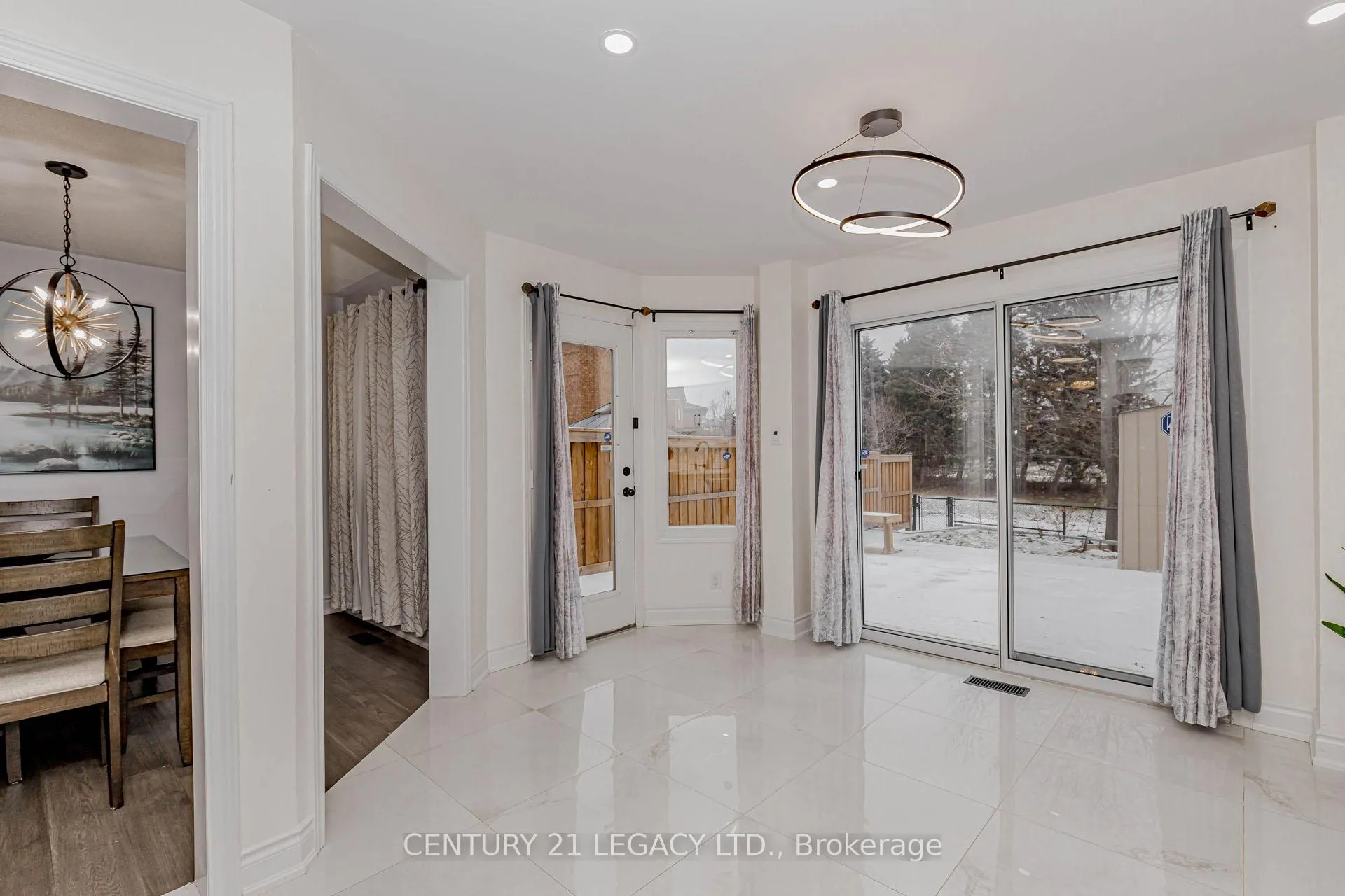 Photo 20 of 36 Valonia Drive, Brampton, Brampton North — HOMEH