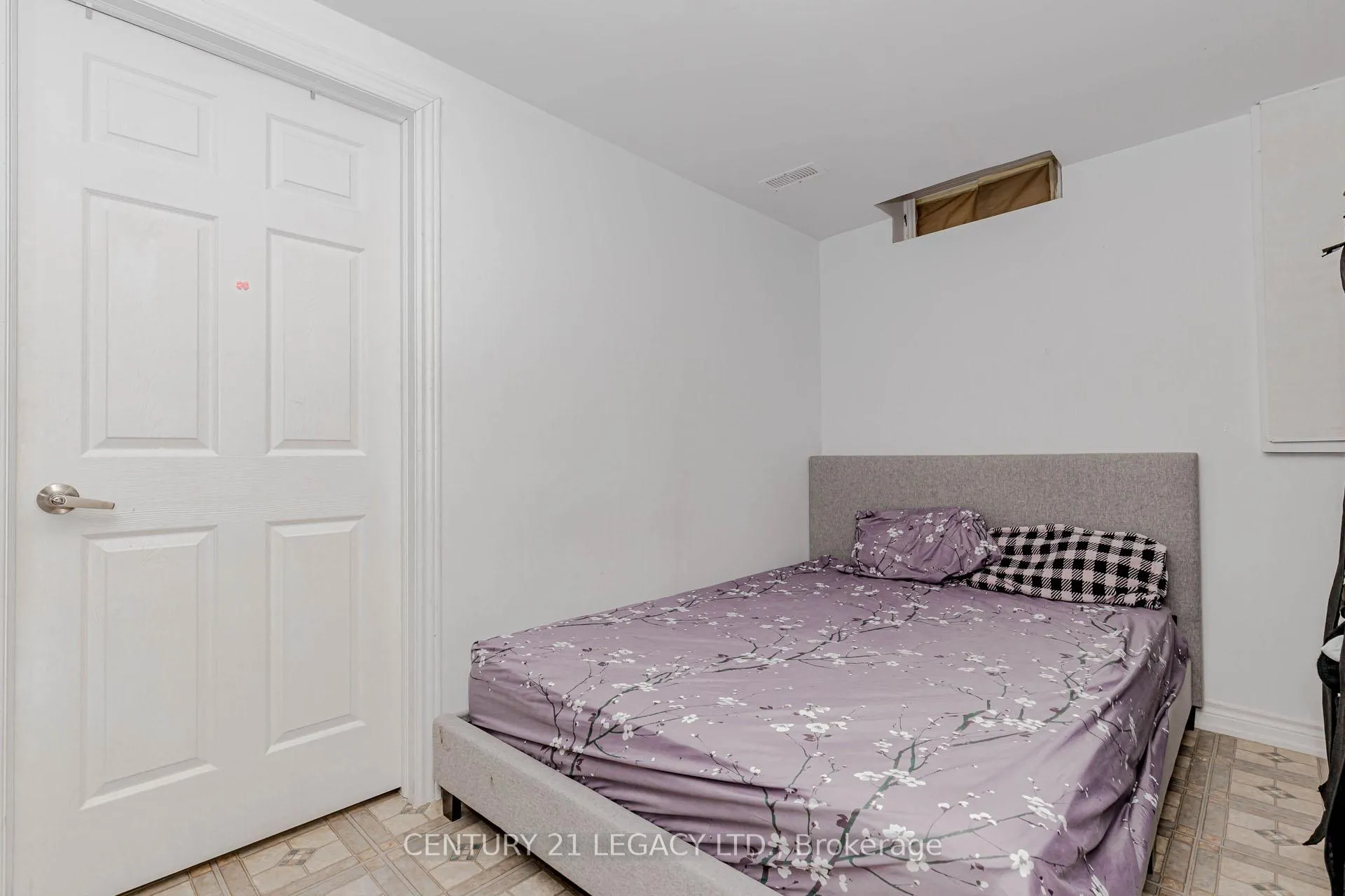 Photo 46 of 36 Valonia Drive, Brampton, Brampton North — HOMEH