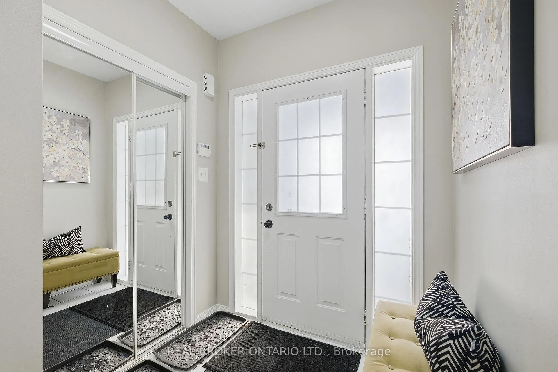 Photo 5 of 133 Rockgarden Trail, Brampton, Sandringham-Wellington — HOMEH