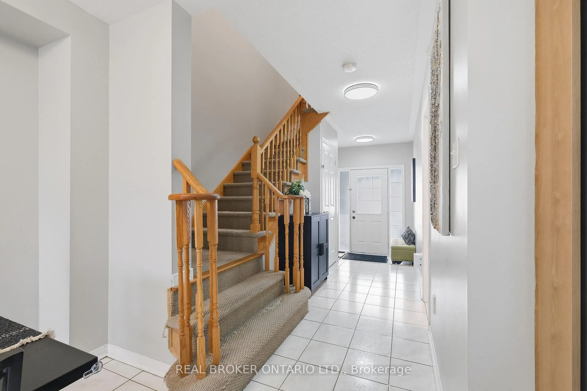 Photo 6 of 133 Rockgarden Trail, Brampton, Sandringham-Wellington — HOMEH