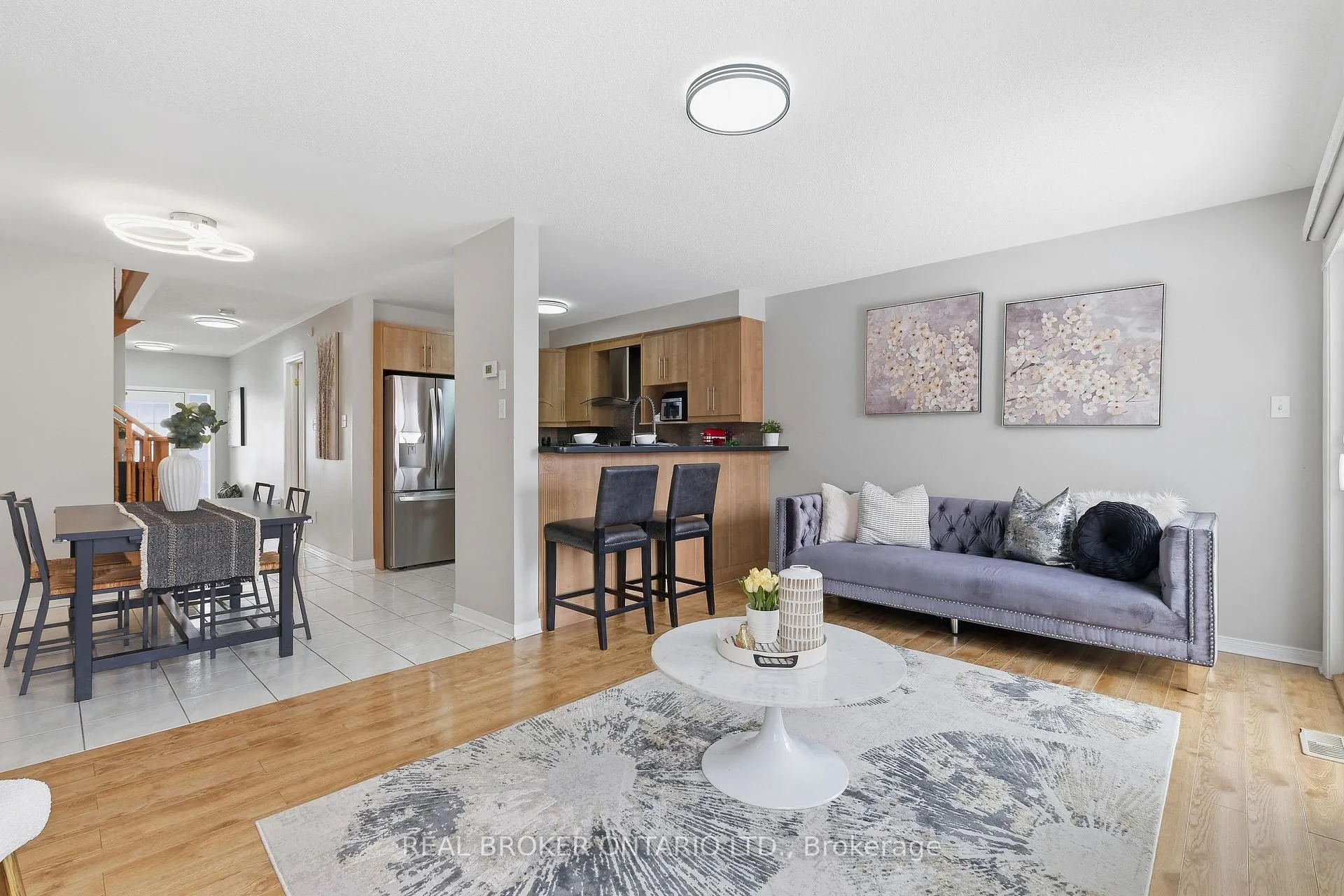 Photo 11 of 133 Rockgarden Trail, Brampton, Sandringham-Wellington — HOMEH