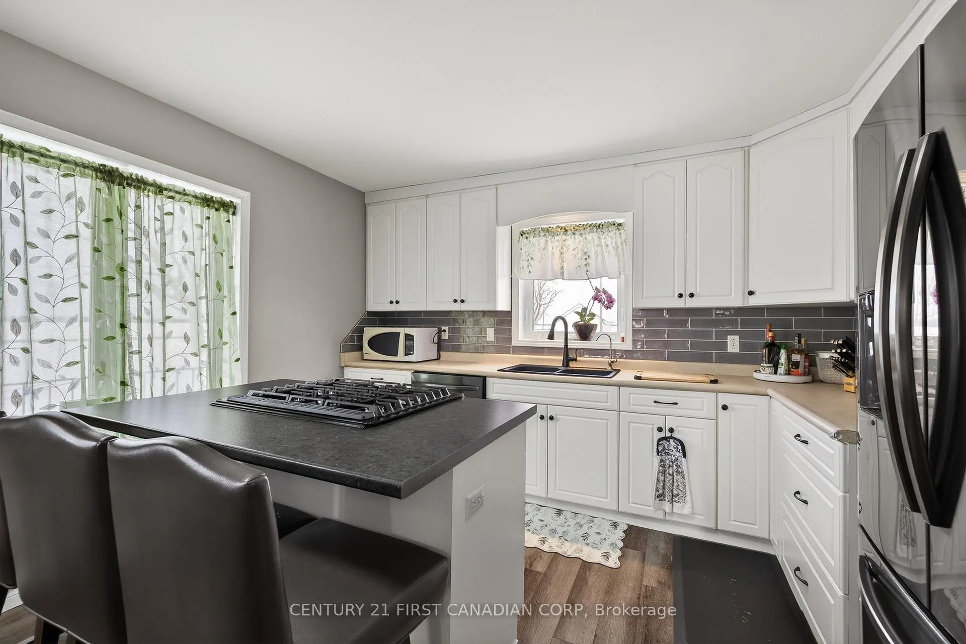 Photo 4 of 20385 Port Road, Chatham-Kent, Raleigh — HOMEH