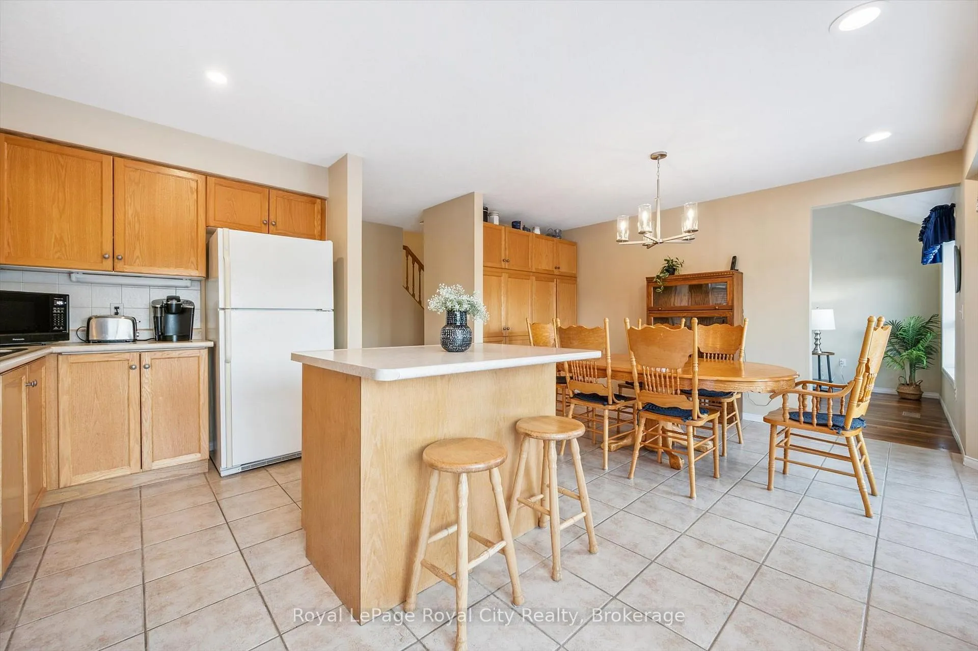 Photo 14 of 347 Starwood Drive, Guelph, Grange Road — HOMEH