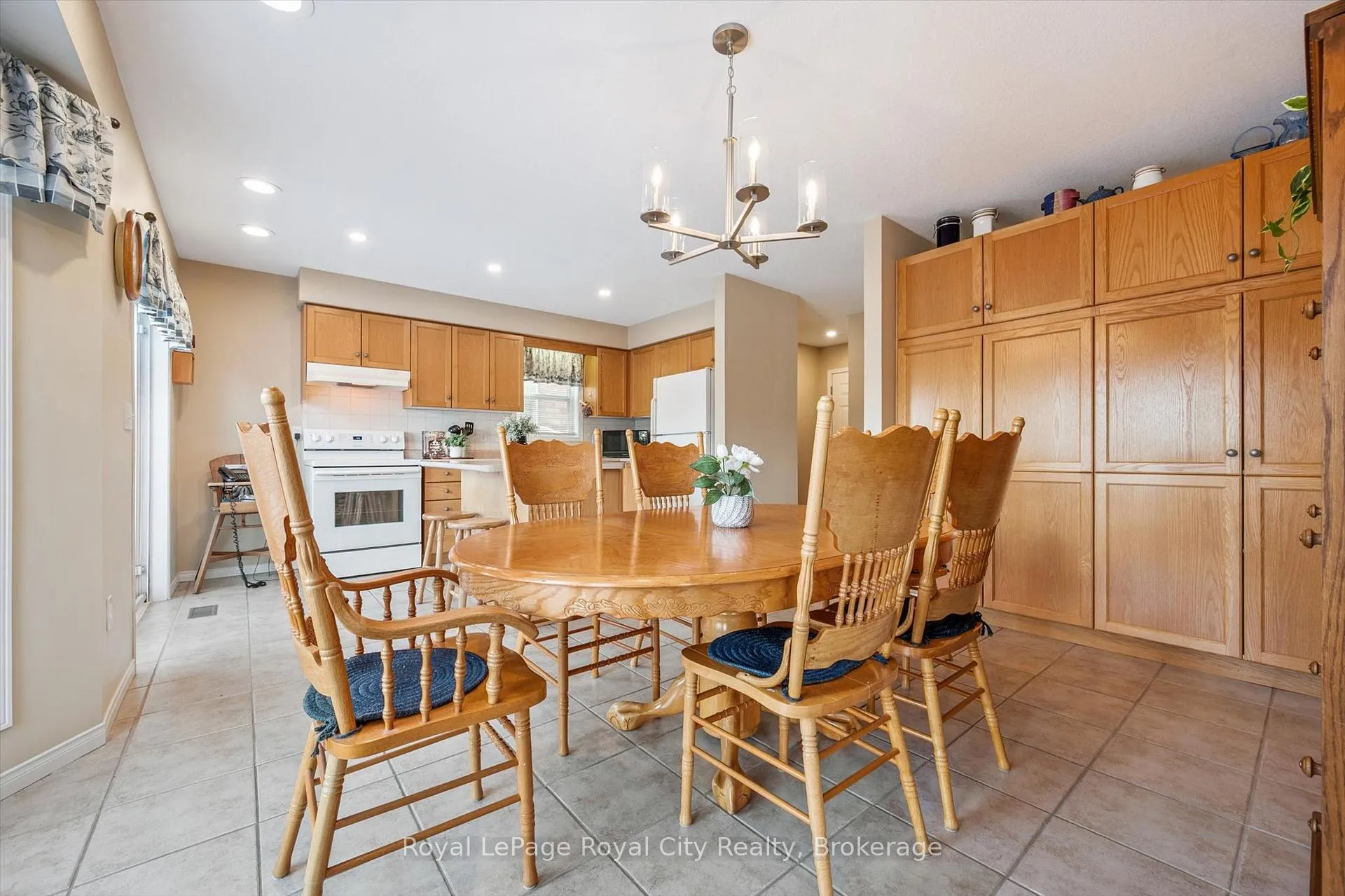Photo 17 of 347 Starwood Drive, Guelph, Grange Road — HOMEH
