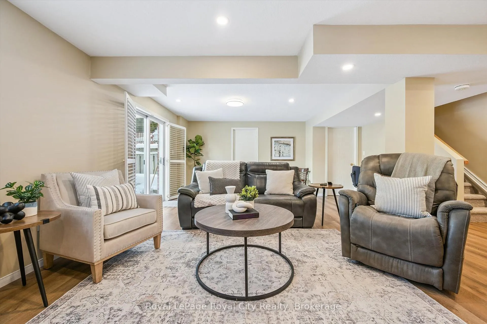 Photo 29 of 347 Starwood Drive, Guelph, Grange Road — HOMEH