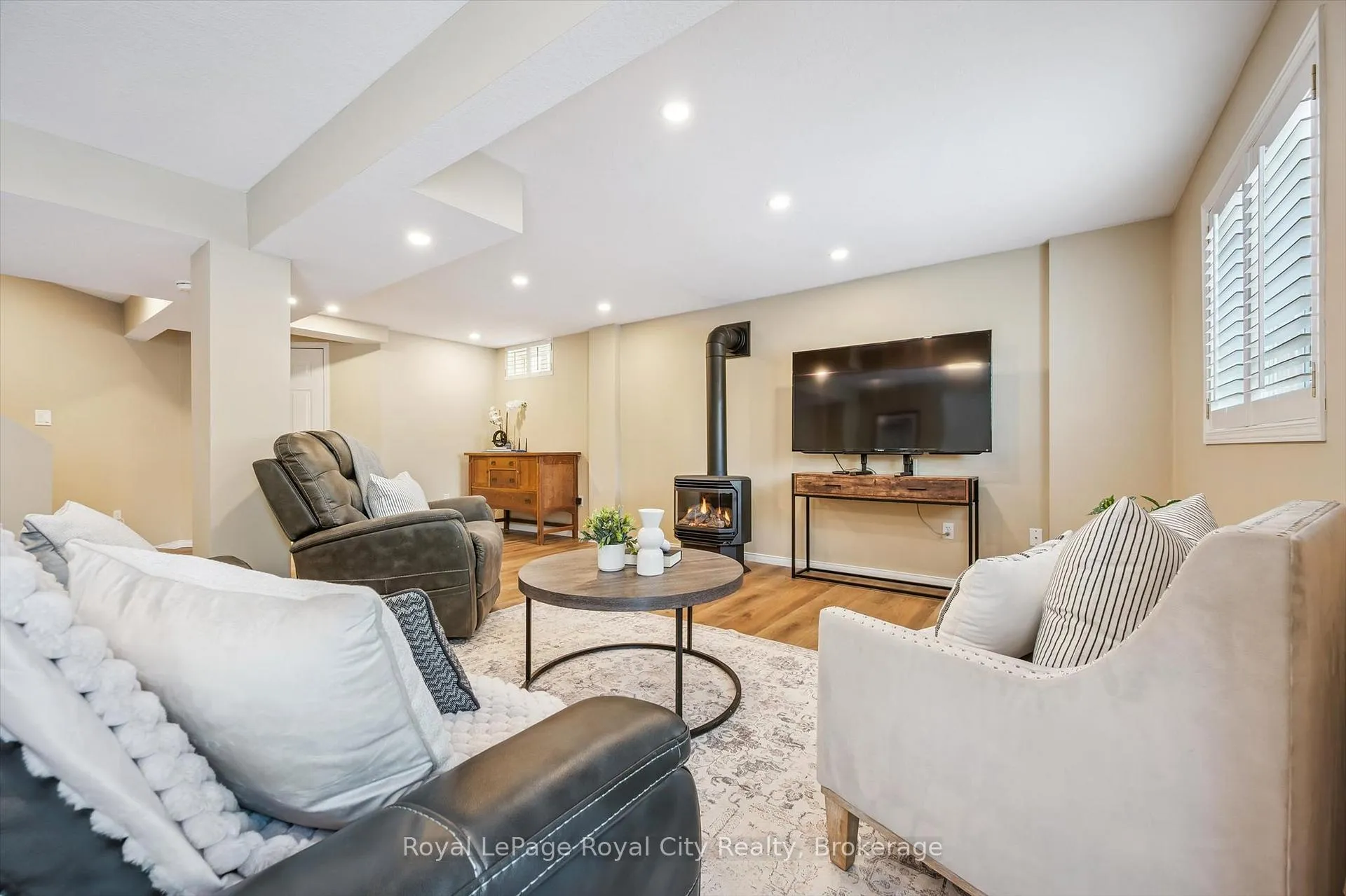 Photo 30 of 347 Starwood Drive, Guelph, Grange Road — HOMEH