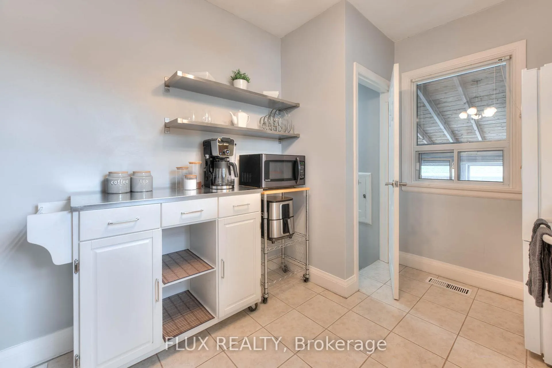 Photo 14 of 577 Stirling Avenue S, Kitchener — HOMEH
