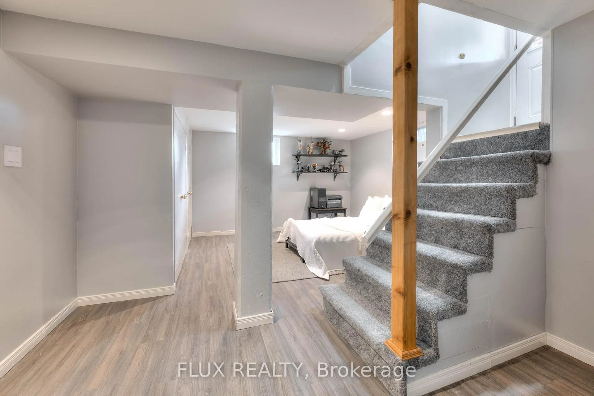 Photo 17 of 577 Stirling Avenue S, Kitchener — HOMEH