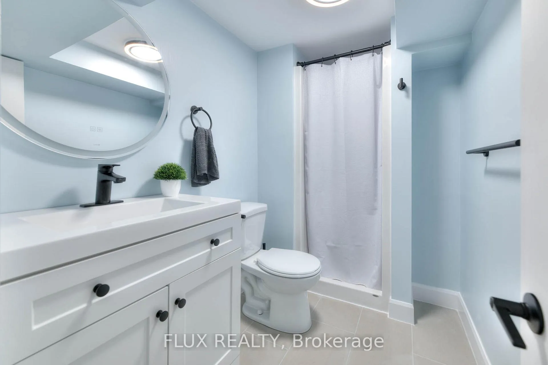 Photo 24 of 577 Stirling Avenue S, Kitchener — HOMEH