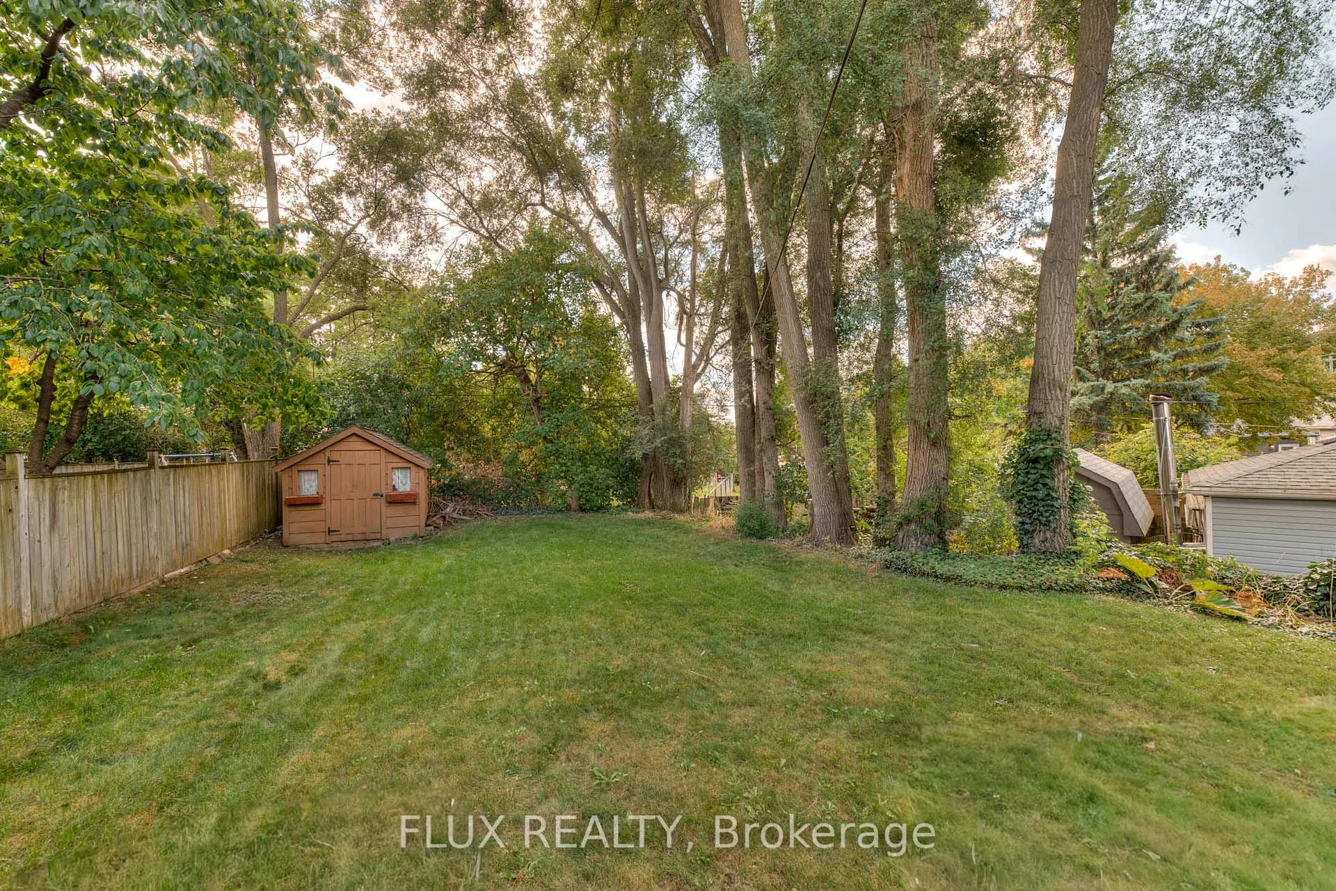 Photo 26 of 577 Stirling Avenue S, Kitchener — HOMEH