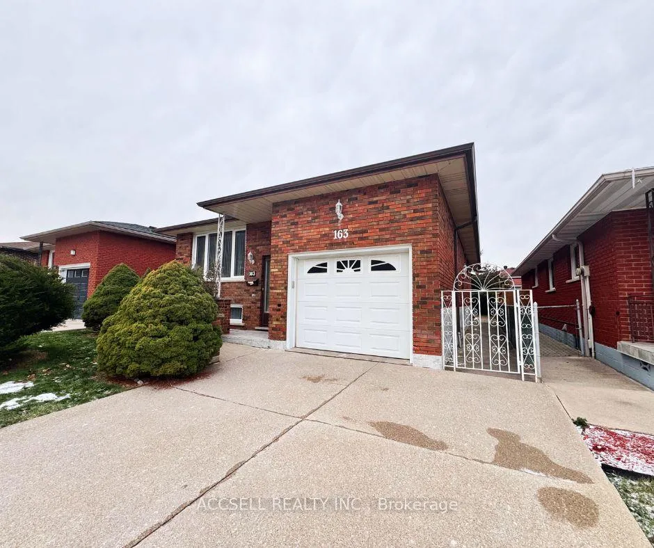 Photo 2 of 163 Marcella Crescent, Hamilton, Gershome — HOMEH