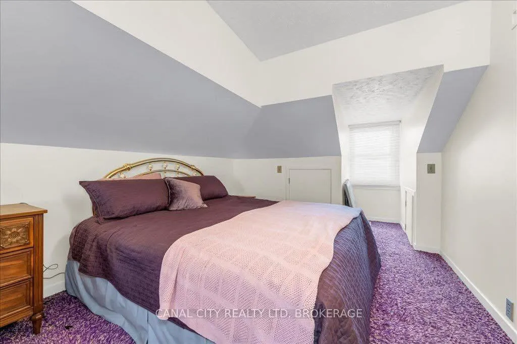 Photo 23 of 49 Pine Street S, Thorold, Thorold Downtown — HOMEH