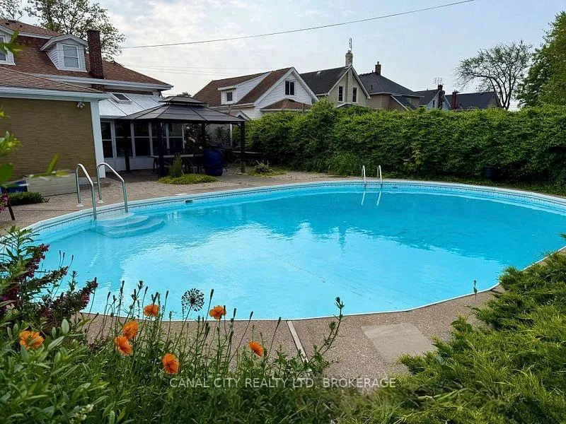Photo 34 of 49 Pine Street S, Thorold, Thorold Downtown — HOMEH