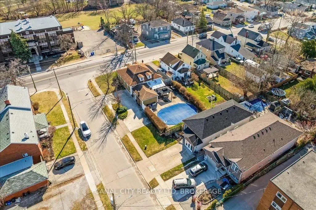 Photo 38 of 49 Pine Street S, Thorold, Thorold Downtown — HOMEH