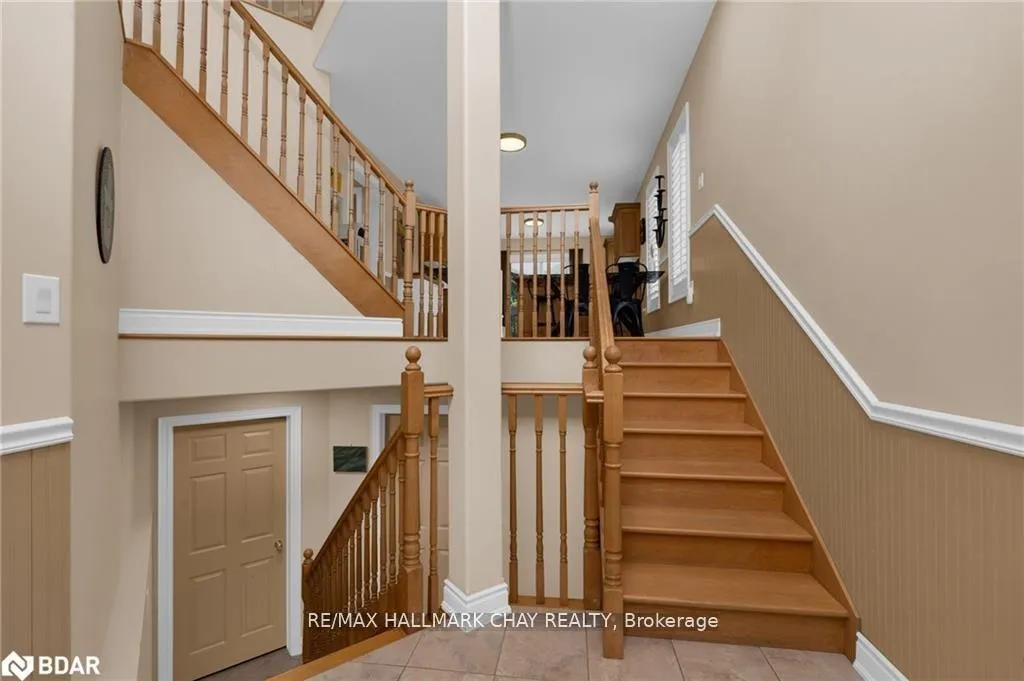 Photo 6 of 19 Constance Boulevard, Wasaga Beach — HOMEH
